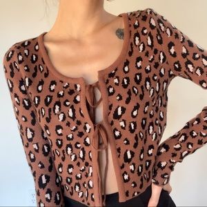 Leopard crop sweater